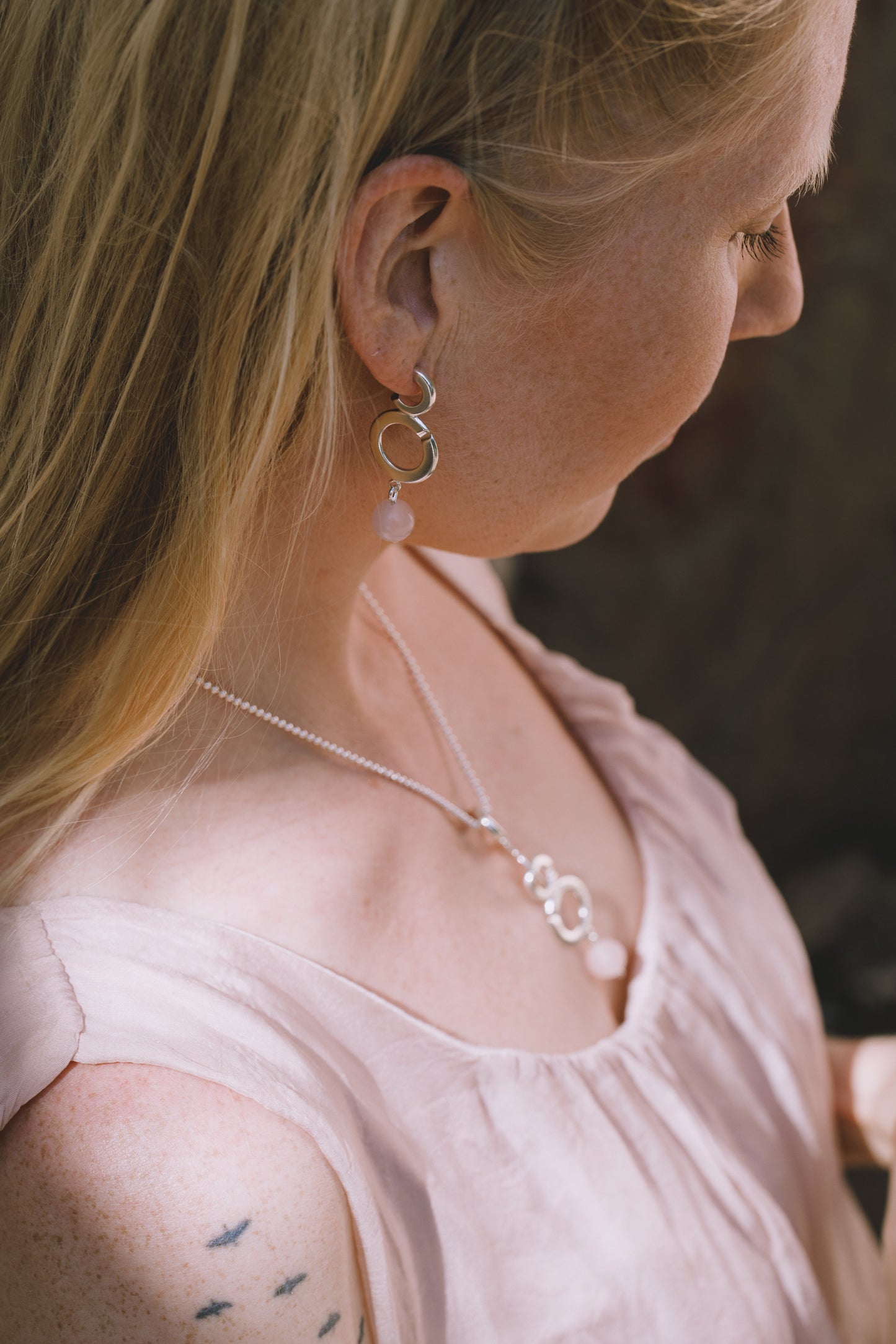 Bubbles earrings with stone