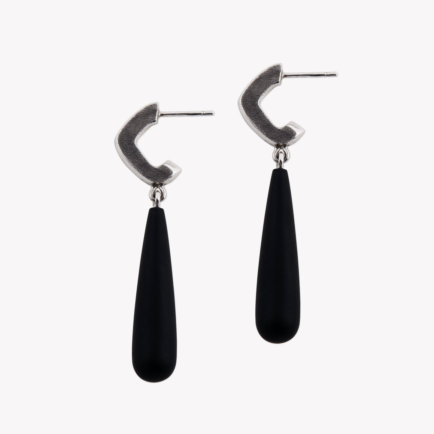 Roughbubble earrings with hanging stones