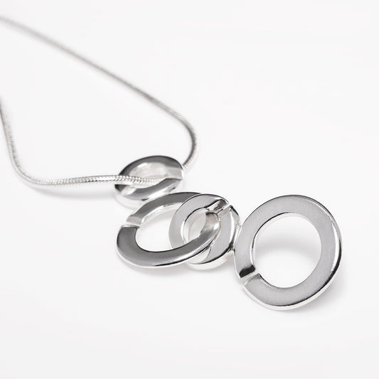 Bubbles pendant